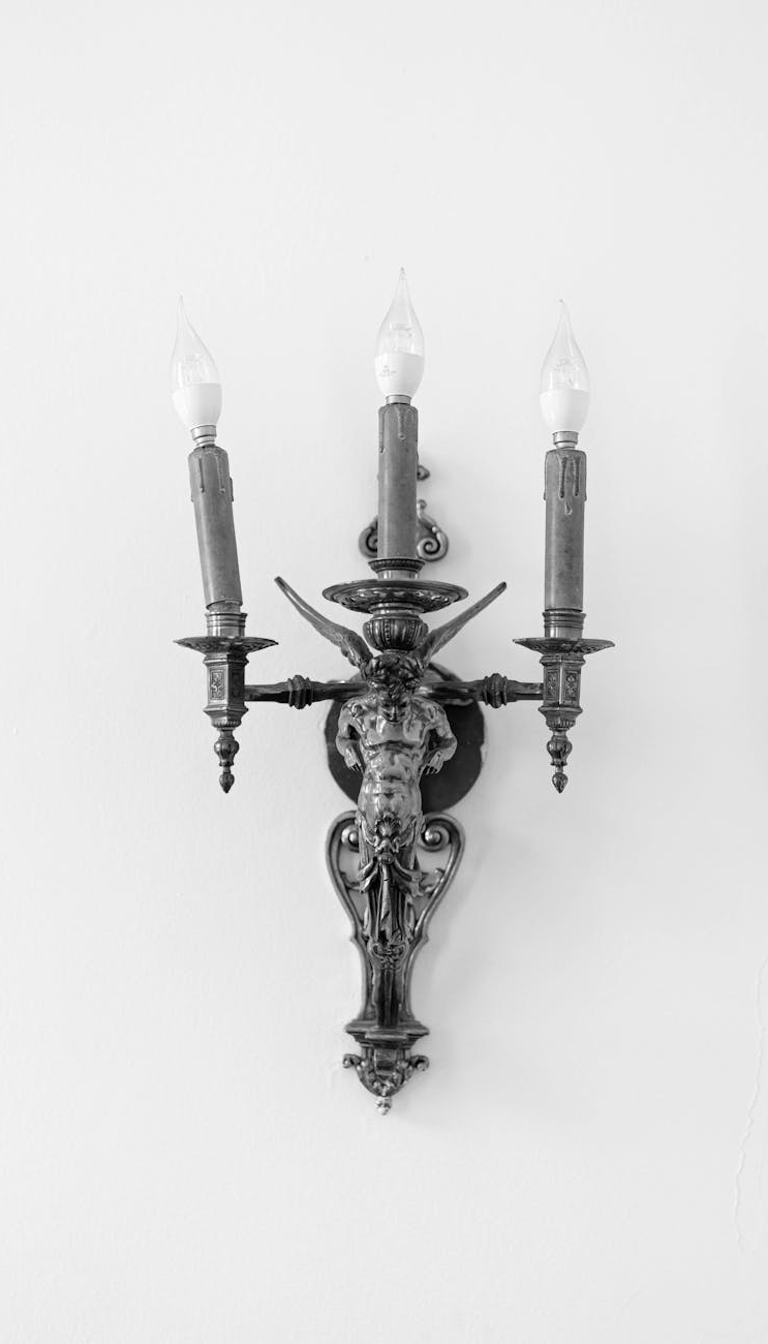 Sconce